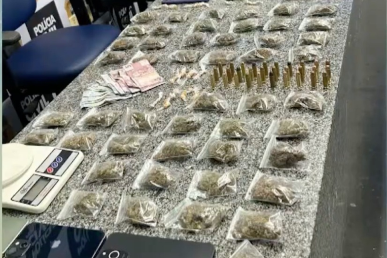 Suspeitos de integrar o PCC são presos com armas e drogas no Recife