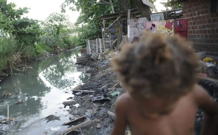 Unicef alerta sobre El Niño para educação, alimentação e saúde de crianças no país