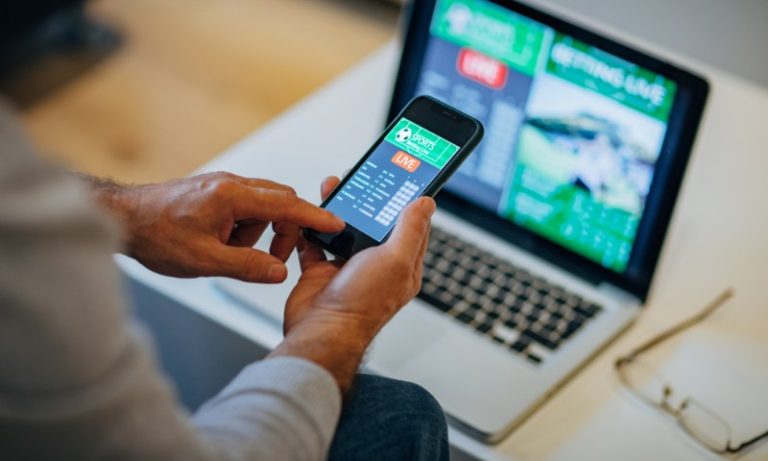 Bancos começam a devolver R$ 1,3 bilhão a apostadores de bets