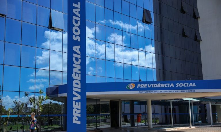 Vítimas de violência doméstica terão direito a afastamento remunerado do trabalho