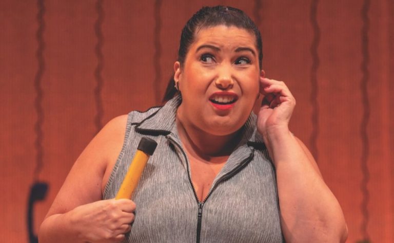 “Voltamos a glamourizar a magreza a qualquer custo”, observa atriz Mariana Xavier
